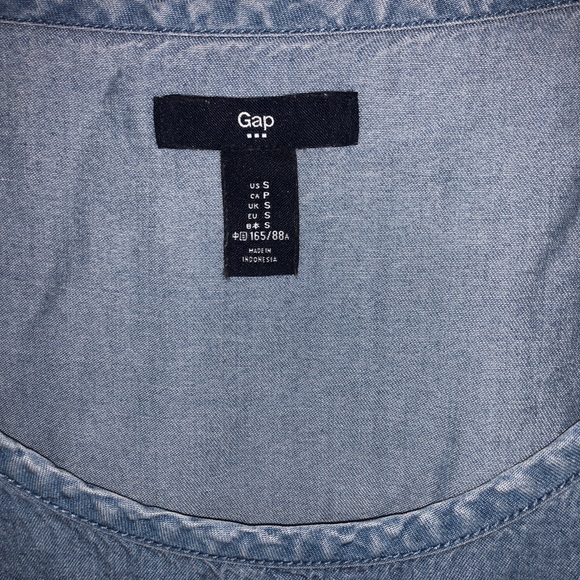 GAP Denim-Look light-weight Shirt - Picture 9 of 12